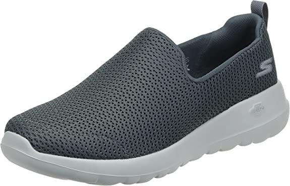 skechers for narrow feet